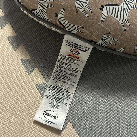 Boppy Nursing Pillow with Cover - Picture 2 of 6